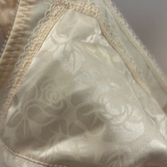 Playtex Womens 18 Hour Tricot Comfort Strap Wire-Free Bra 4693 Cream Floral 40D - Picture 4 of 6